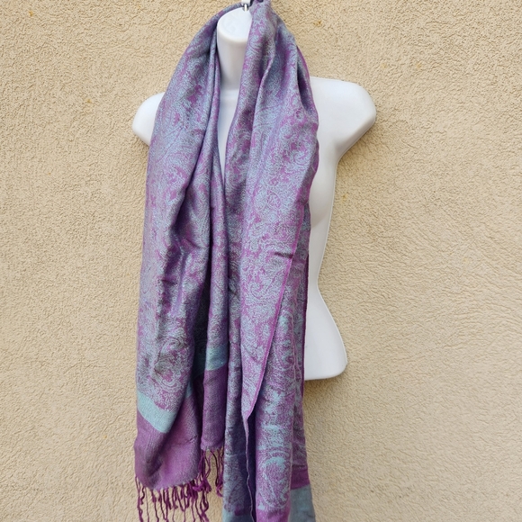 Pashmina Scarf Purple Silk Fringe Shawl Wrap Floral 27 x 70 - Picture 4 of 5